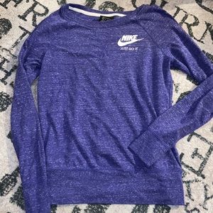 NWOT Nike long sleeve